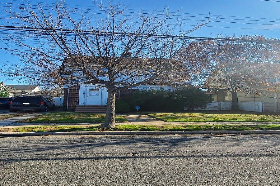 122 Rocklyn Ave, Lynbrook, NY 11563 Zillow