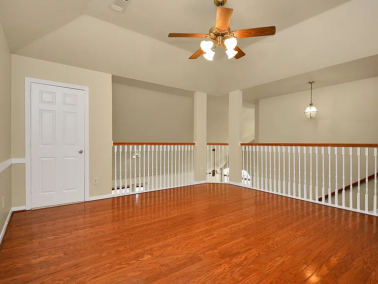 4123 Valedon Ln — Photo 16