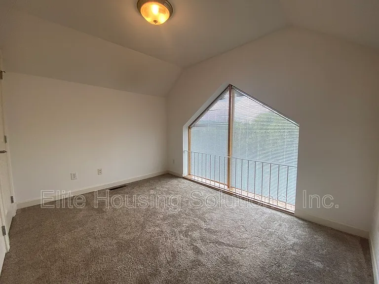 210 E Withers Rd #206 — Photo 9