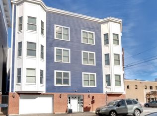 366 W 2nd St UNIT 5, South Boston, MA 02127
