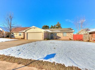 1013 Richmond St, Yukon, OK 73099