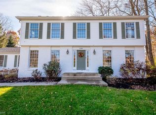 2288 Leeway Dr, Hudson, OH
