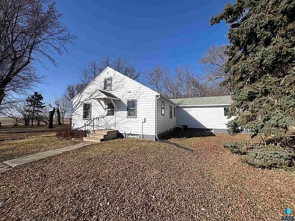 2nd image of 1665 31st St
