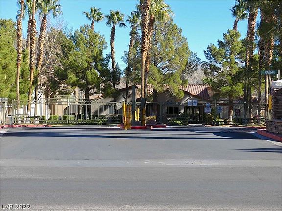 2nd image of 2111 Sealion Dr Unit 201