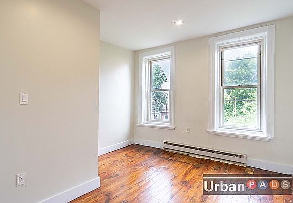 3rd image of 181 Hull St #3A