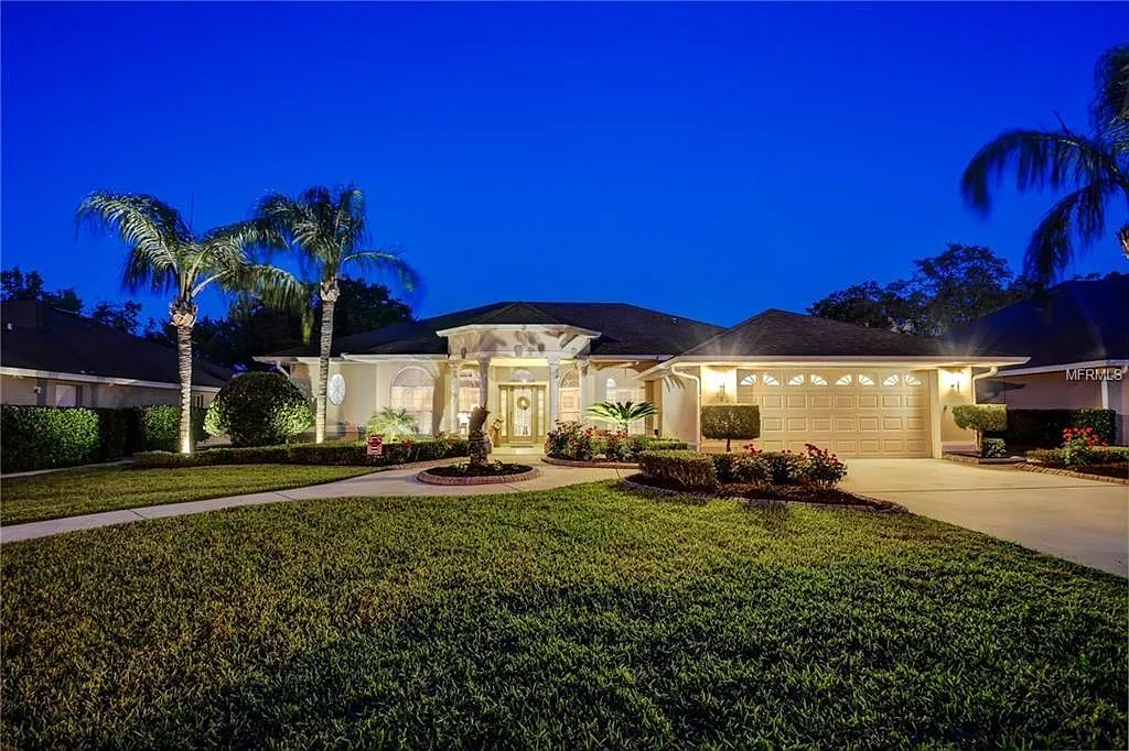 185 Hammock Oak Cir — Photo 1