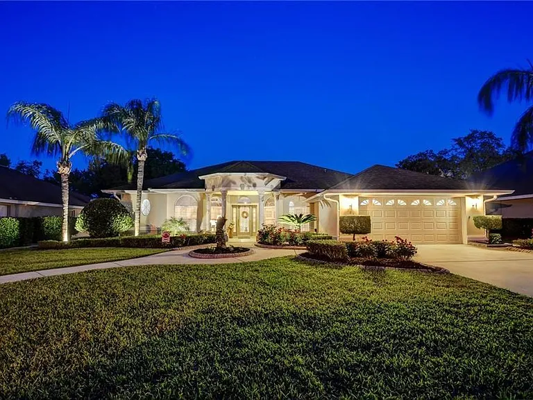 185 Hammock Oak Cir — Photo 1