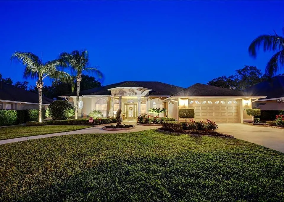 185 Hammock Oak Cir