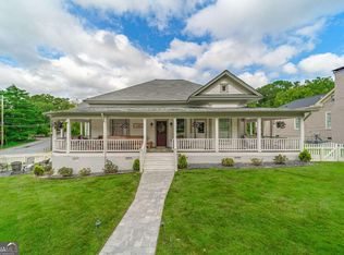 4527 Dallas St, Acworth, GA 30101