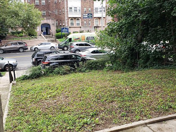 5th image of 1509 W Allegheny Ave