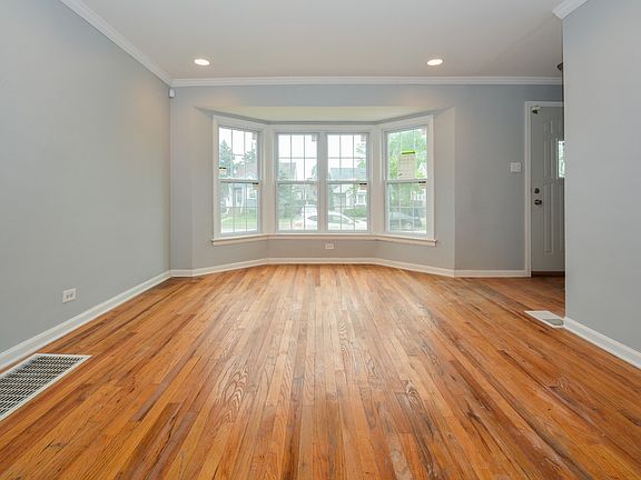 2nd image of 8812 S Mozart Ave