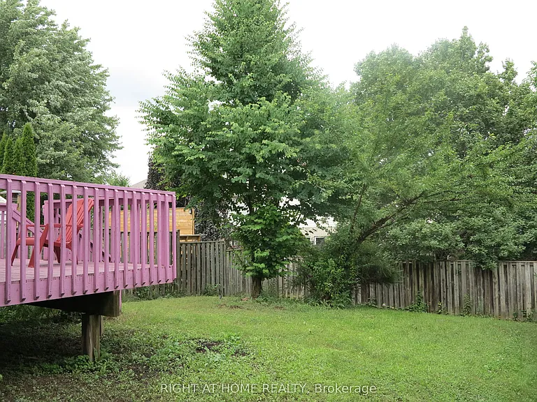 692 Oakcrossing Rd — Photo 26