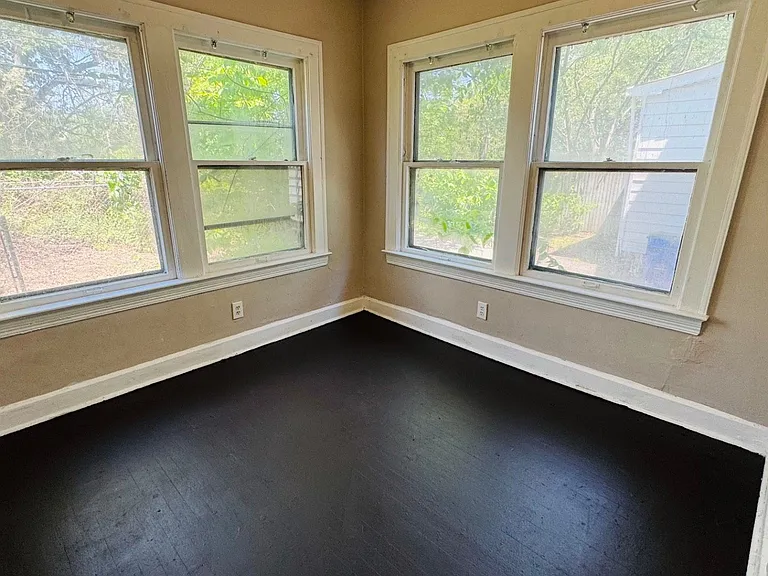 12633 Edmonton Ave, Cleveland, OH — Photo 30