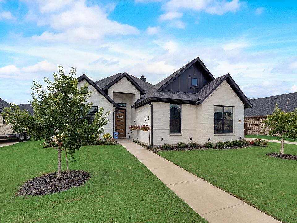 1st image of 117 Katalina Ln