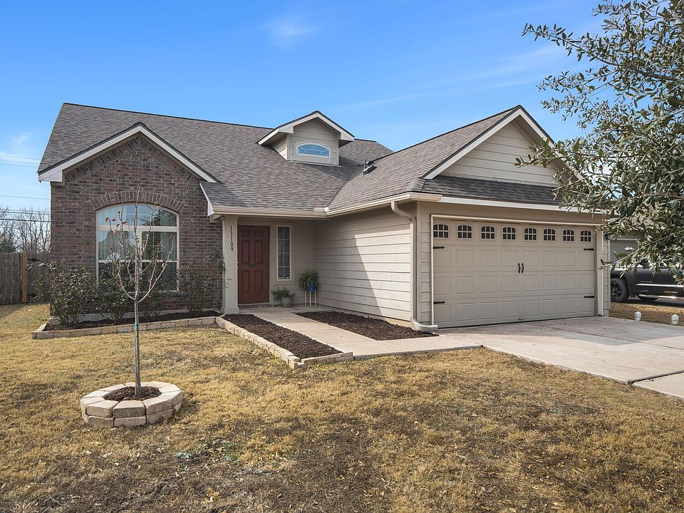 1st image of 13109 Pealing Way