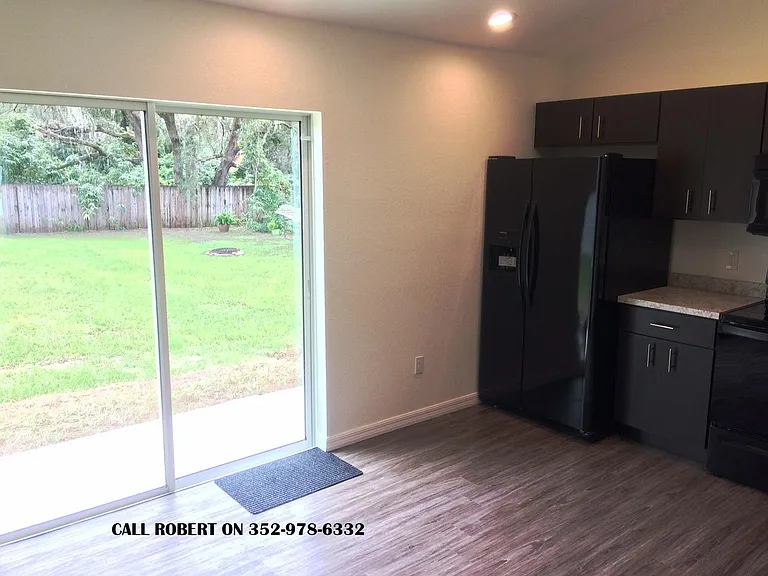 4100 Holly Hl — Photo 6