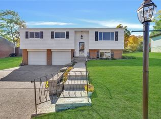 217 Bainbridge Dr, Aliquippa, PA
