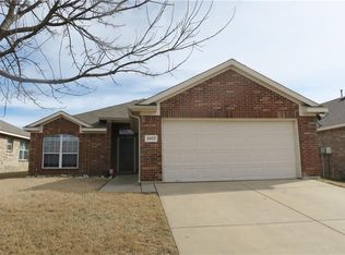 4017 Diamond Ridge Dr, Fort Worth, TX 76244