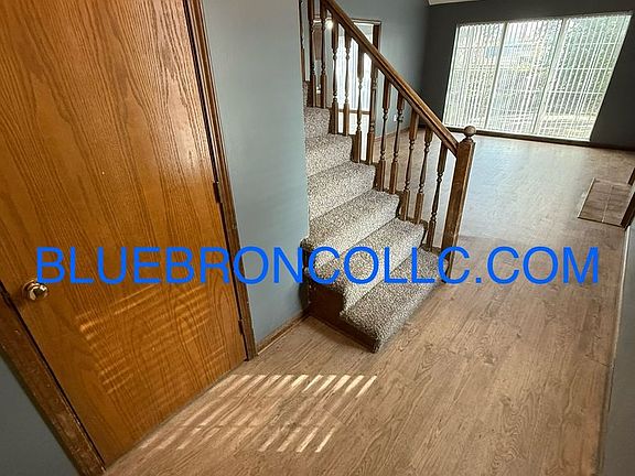2nd image of 1006 NW Porter Ct