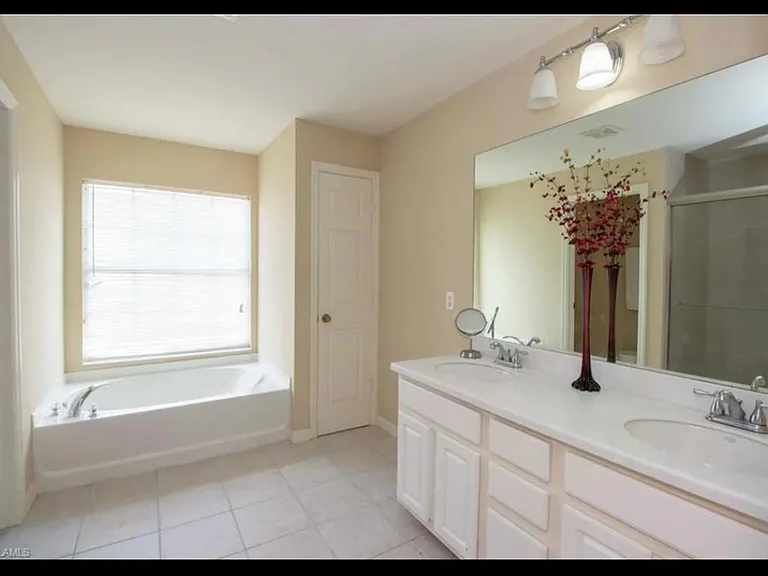 11065 River Trent Ct — Photo 4