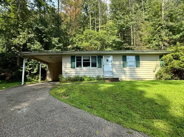229 McClure Cir, Morehead, KY 40351
