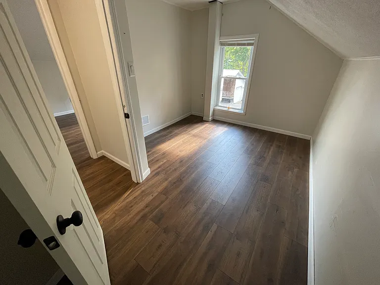 58 Hudson Ave #1 — Photo 10