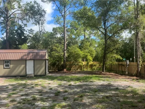 9113 Garetta Ave, Webster, FL 33597