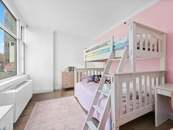 404 East 76th Street image 7 of 16