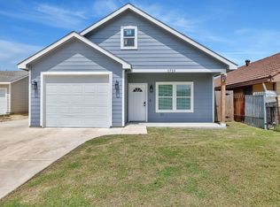 1713 E Davis Ave, Fort Worth, TX 76104