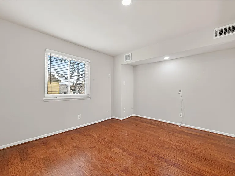 1114 Augusta Dr #10 — Photo 33