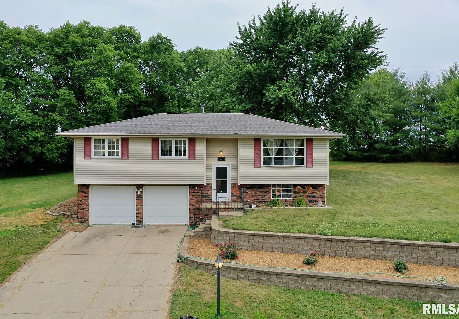 16215 N Jefferson Ct, Chillicothe, IL 61523 | Zillow