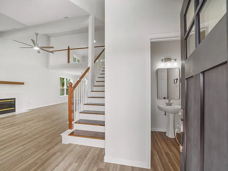 506 Marathon Pl — Photo 6