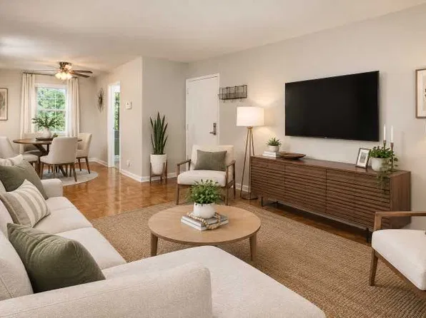Queenstown Apartments, 3301 Chillum Rd #6403, Mount Rainier, MD 20712