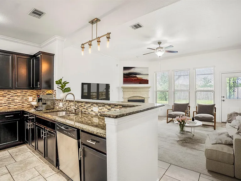 31767 Chapel Rock Ln — Photo 12