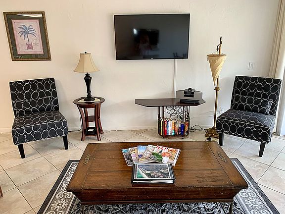 5th image of 260 Southbay Dr APT 212