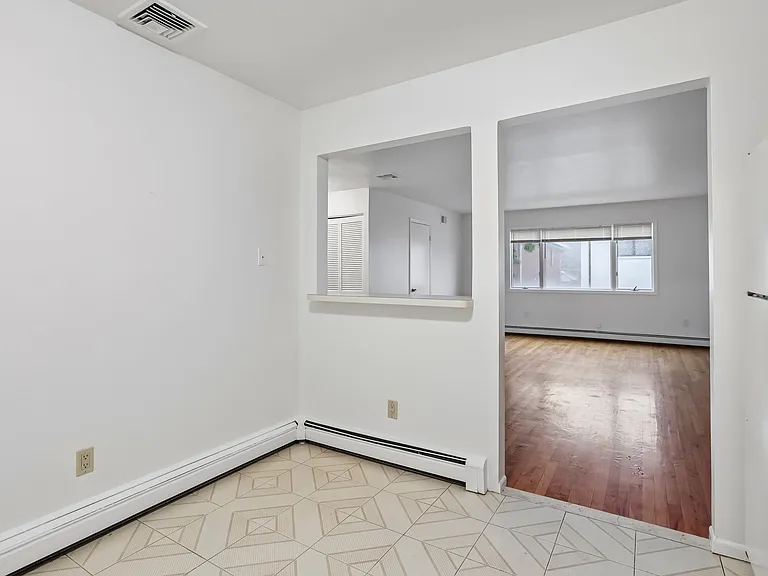 336 E Columbia Ave — Photo 24