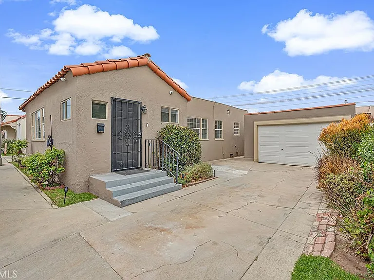 1515 E Walnut Way — Photo 27