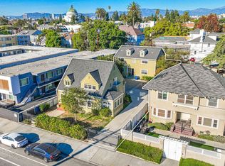 921 W 30th St, Los Angeles, CA 90007