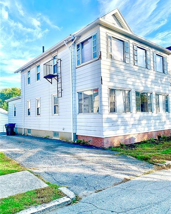 1st image of 135 Cumberland St