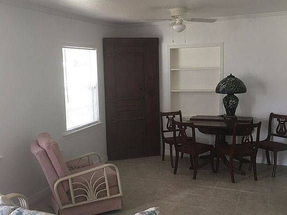 4th image of 2600 Maple Ave