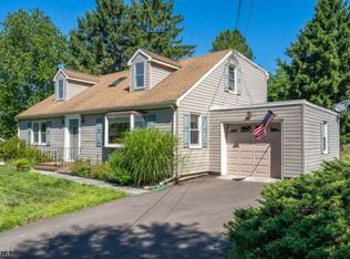 36 Lingert Ave, Clinton, NJ 08809