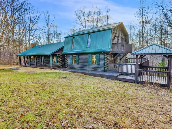 496 Westwood Dr, Boones Mill, VA 24065