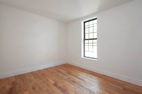 Rented by Compass | media 12