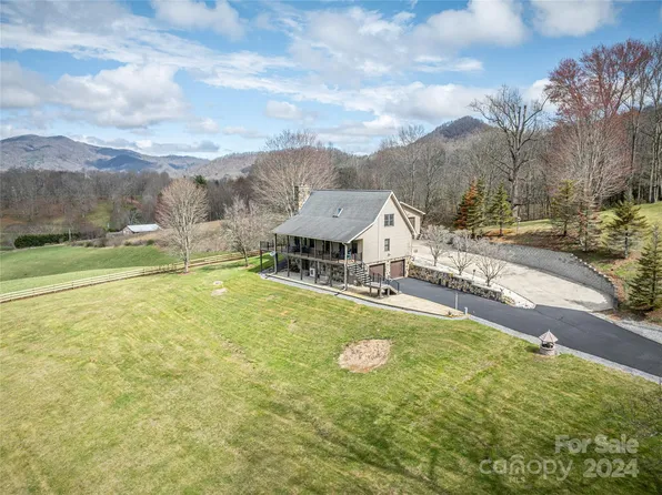 1265 Coleman Mountain Rd, Waynesville, NC 28785