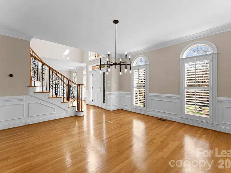 2134 Glade Hill Rd — Photo 16