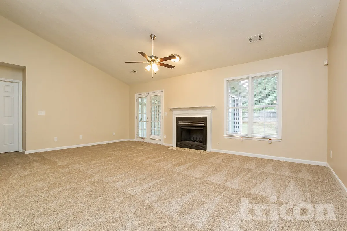 Building Photo - 636 Fair Harbor Dr
