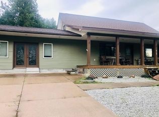 418 Olmstead St, De Tour Village, MI 49725
