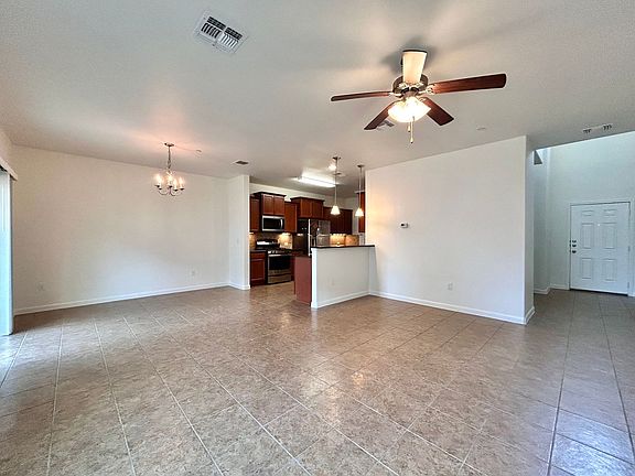 5th image of 1620 Bryant Dr Unit 2603