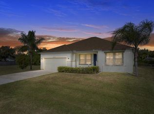 2361 SE Grand Dr, Port Saint Lucie, FL 34952