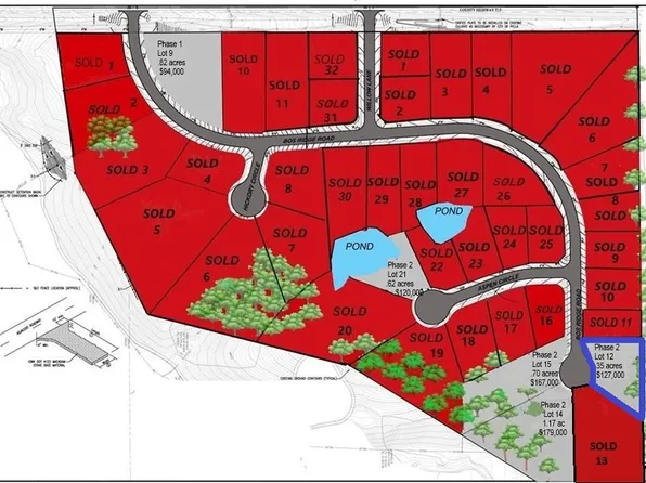 2900 Bos Ridge Rd, Pella, IA 50219